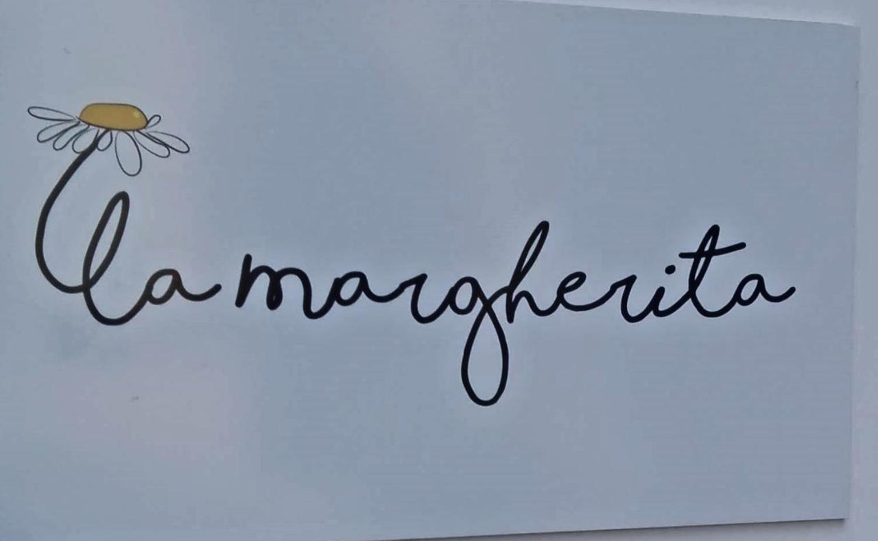 La Margherita B&B 이브레아 외부 사진